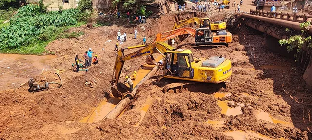 ପାଇପ୍‌ ଲାଇନ୍‌ କାମ ବନ୍ଦ କଲା ଟ୍ରକ ମାଲିକ ସଂଘ