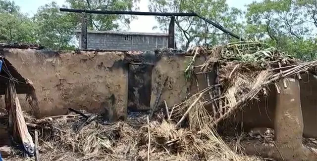 ମା’ପୁଅଙ୍କୁ ମାଡ଼ ମାରି ଘର ପୋଡ଼ିଦେଲେ