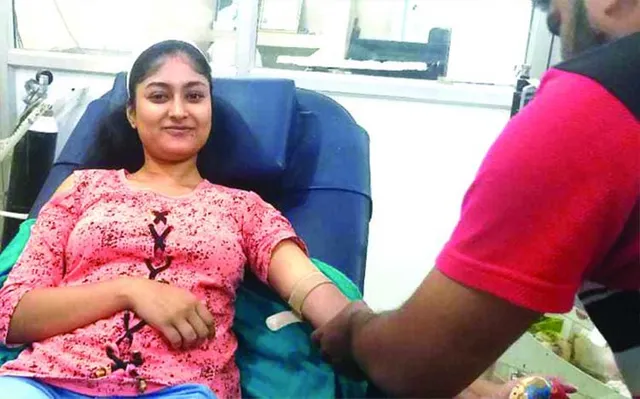 ରକ୍ତ ଦେଇ ଥାଲାସେମିଆ ରୋଗୀଙ୍କ ଜୀବନ ବଞ୍ଚାଇଲେ କଲେଜ ଛାତ୍ରୀ