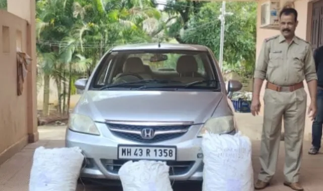 ୫୬ କିଲୋ ୫୦୦ ଗ୍ରାମ ଗଂଜେଇ ସହ କାର୍ ଜବତ: ଡ୍ରାଇଭର ଫେରାର