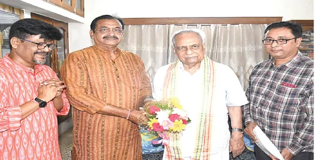 ସମାଜର ପ୍ରତିଷ୍ଠିତ ବ୍ୟକ୍ତିଙ୍କୁ ସମ୍ମାନିତ କଲା ବିଜେପି