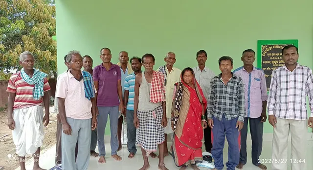 ଆବାସ ହିତାଧିକାରୀଙ୍କୁ ମିଳିନି ମଜୁରି, ବ୍ଲକ କାର୍ଯ୍ୟାଳୟ ଘେରିଲେ