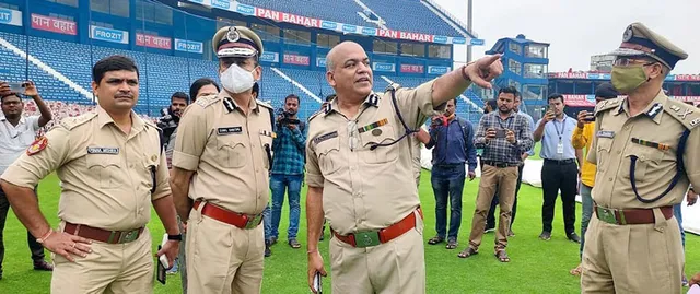 ୬ ନମ୍ବର ଗ୍ୟାଲେରିରୁ ଖେଳାଳିଙ୍କ ଅଭ୍ୟାସ ଦେଖିବାକୁ ଅନୁମତି