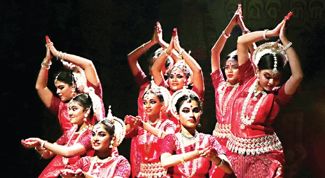 ଗାନ୍ଧର୍ବ କଳା ଉତ୍ସବ ଆରମ୍ଭ: ସୁଦର୍ଶନଙ୍କୁ ‘ଗାନ୍ଧର୍ବକଳା ଆଜୀବନ ସାଧନା ସମ୍ମାନ’