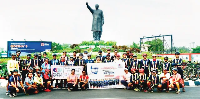 ‘ରେସର୍‌ ଆଣ୍ଡ୍‌ ରନର୍‌’ ପକ୍ଷରୁ ସାଇକ୍ଲୋଥନ୍