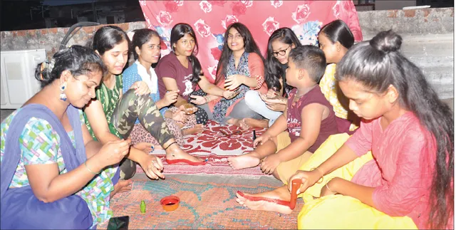 ସରିଲା ସଜବାଜ, ଆଜି ପହିଲି ରଜ