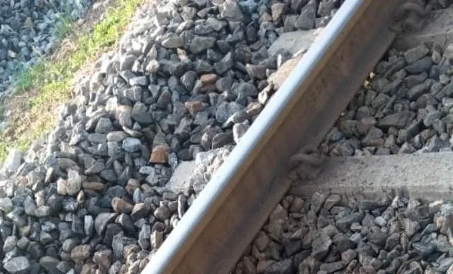 କଂସର ରେଳଧାରଣା ଉପରେ ଯୁବକର ମୄତଦେହ ଠାବ