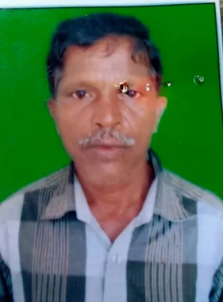 ବ୍ୟାଙ୍କ୍‌ ଋଣ ସୁଝିନପାରିବାରୁ ଚାଷ ଜମିରେ ଆତ୍ମହତ୍ୟା କଲେ ଚାଷୀ