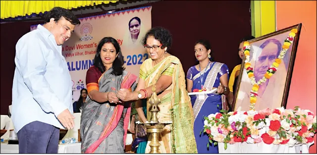 ‘ନାରୀ ଶିକ୍ଷା ଦ୍ୱାରା ଭବିଷ୍ୟତ ପିଢ଼ିର ବିକାଶ ହୁଏ’