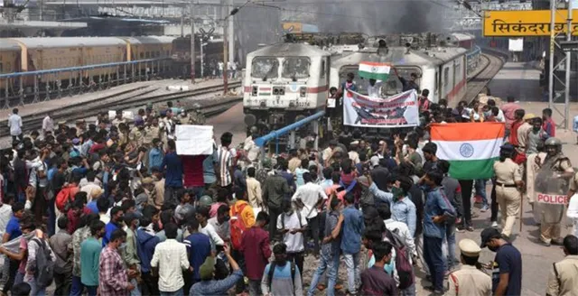 ବିହାରରେ ବନ୍ଦ ପାଳନ: ଟ୍ରେନ୍‌ ଚଳାଚଳ ଠପ୍‌, ୩୬୯ ଟ୍ରେନ୍‌ ବାତିଲ