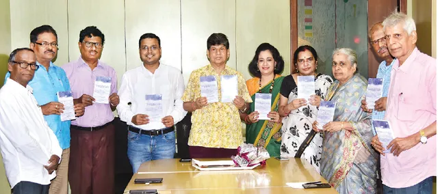 ପୁନର୍ଜନ୍ମ ନେଲା ଉପନ୍ୟାସ ‘ବଢ଼ିପାଣିର ଦାନ୍ତ’; ନଈବଢ଼ି ନୁହେଁ, ଶୁଷ୍କ ନଈ ଚିନ୍ତାର କାରଣ: ସୌମ୍ୟ