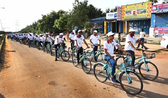 ଏଆଇପିଏଚ୍ ବିଶ୍ୱବିଦ୍ୟାଳୟ ପକ୍ଷରୁ ମୃତ୍ତିକା ବଞ୍ଚାଅ ସଚେତନତା ଉପରେ ସାଇକ୍ଲୋଥନ