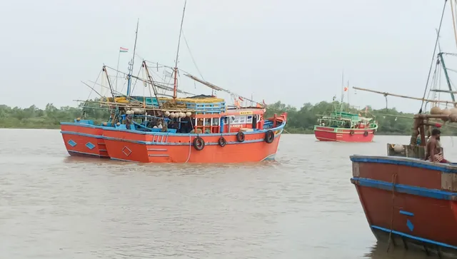 କଟକଣା ହଟିଲା; ମାଛ ଧରିବାକୁ ସମୁଦ୍ରମୁହାଁ ମତ୍ସ୍ୟଜୀବୀ