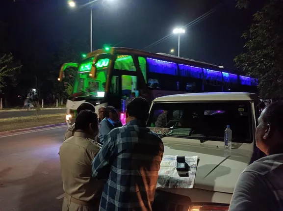 ନିୟମ ମାନୁନଥିଲେ, ଜରିମାନା ଦେଲେ ୩ ବସ୍‌