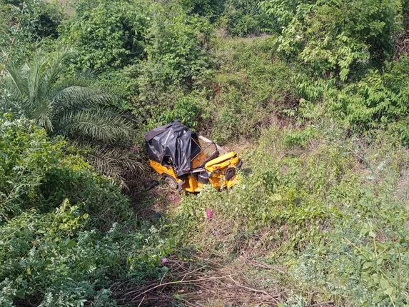 ଅଟୋ-ଆମ୍ବୁଲାନ୍ସ ମୁହାଁମୁହିଁ ଧକ୍କା, ୨ ମହିଳା ମୃତ