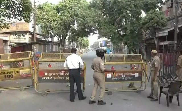 ଦଙ୍ଗାକାରୀଙ୍କ ବିରୋଧରେ ୟୁପି ପୁଲିସର କଠୋର କାର୍ଯ୍ୟାନୁଷ୍ଠାନ, ଏପର୍ଯ୍ୟନ୍ତ ୨୩୦ ଗିରଫ, ଜବତ ହେବ ସମ୍ପତ୍ତି