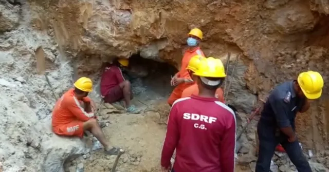 ୮୦ ଫୁଟ୍‌ ତଳେ ଥିବା ରାହୁଲ ପାଖକୁ ପହଞ୍ଚିବାକୁ ଆଉ ମାତ୍ର ୨ ଫୁଟ୍‌, ଯେକୌଣସି ସମୟରେ ଉଦ୍ଧାର ହୋଇପାରେ