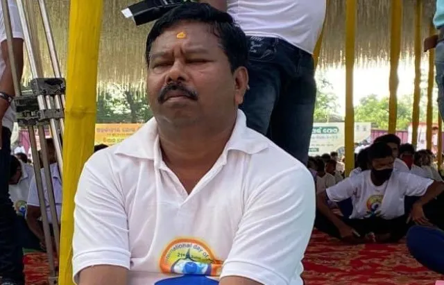 ଓଡ଼ିଶାରେ ଯୋଗାଭ୍ୟାସରେ ସାମିଲ ହେଲେ ତିନି କେନ୍ଦ୍ରମନ୍ତ୍ରୀ