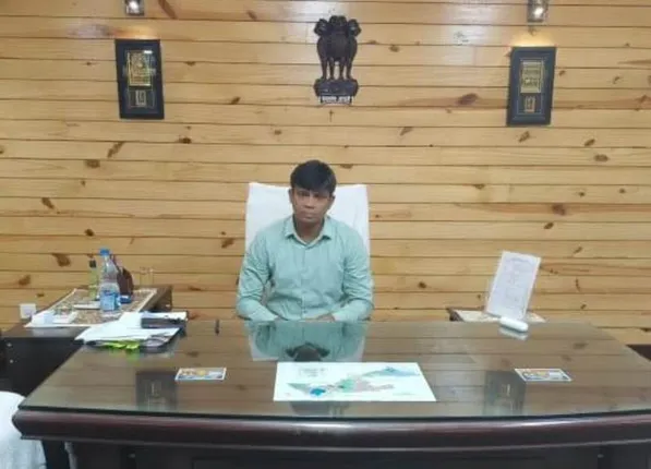 ଖୋର୍ଦ୍ଧା: ଦାୟିତ୍ୱ ନେଲେ ନୂତନ ଜିଲ୍ଲାପାଳ, ସାଧାରଣ ଅଭିଯୋଗ ଓ ୫-ଟିକୁ ଗୁରୁତ୍ୱ