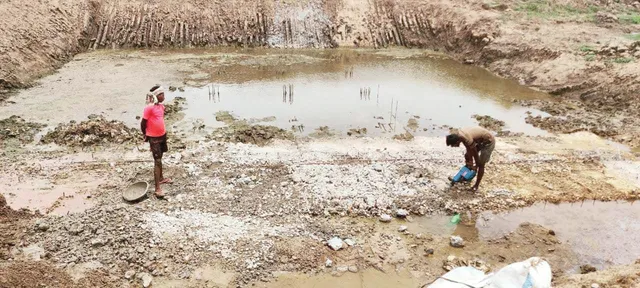 ଭଙ୍ଗାଗଲା ପାଇଲ୍‌ ଫୁଟ୍‌ବ୍ରିଜ୍‌, ପାଇଲିଂ ନ ଭାଙ୍ଗି ସ୍ଥାନ ପରିବର୍ତ୍ତନ ମସୁଧା !