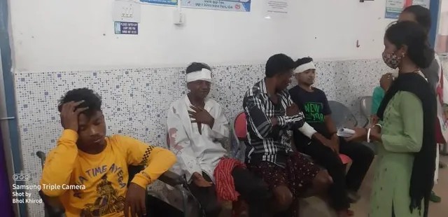 ଘାଟି ଉପରେ ଅଟୋ ଓଲଟି ୪ ଆହତ