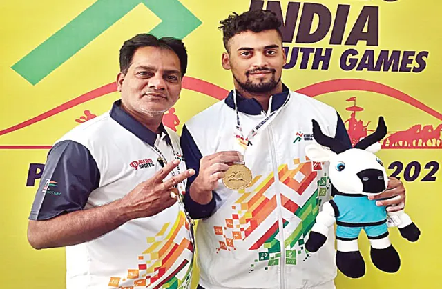 କୁଲଦୀପଙ୍କୁ ଭାରୋତ୍ତୋଳନ ସ୍ବର୍ଣ୍ଣ