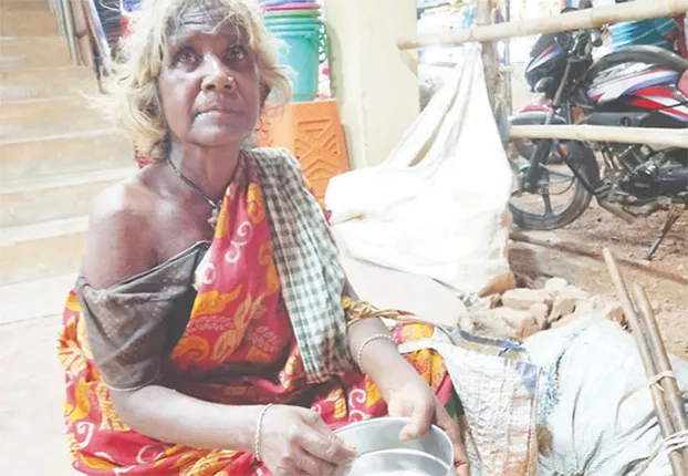 ଅନାହାର ମୃତ୍ୟୁ ଅପେକ୍ଷାରେ ବାସନ୍ତୀ!