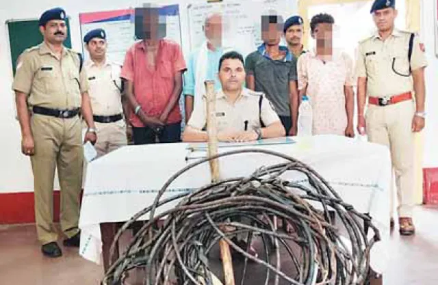 ଅନ୍ତଃରାଜ୍ୟ ଗ୍ୟାଙ୍ଗ୍‌ର କପର୍ ତାର କାରବାର; ୪ ଅଭିଯୁକ୍ତ ଗିରଫ