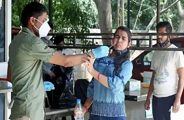 ୨୪ ଘଣ୍ଟାରେ ଦେଶରେ ୮,୫୮୨ ଜଣ କୋଭିଡ୍‌-୧୯ ଆକ୍ରାନ୍ତ; ୪ଜଣ ମୃତ