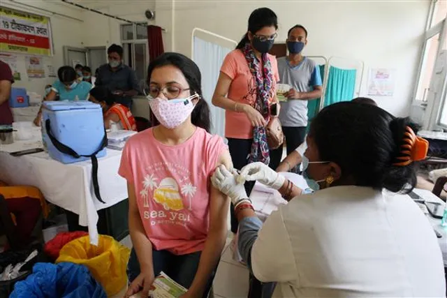 ୨୪ ଘଣ୍ଟାରେ ଦେଶରେ ୧୫,୯୪୦ ଜଣ କୋଭିଡ୍‌-୧୯ ଆକ୍ରାନ୍ତ; ୨୦ଜଣ ମୃତ