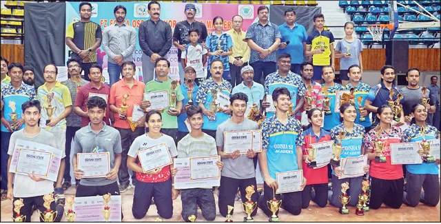 ରାଜ୍ୟ ରୢା‌ଙ୍କିଙ୍ଗ ବ୍ୟାଡ୍‌ମିଣ୍ଟନ ଉଦ୍‌ଯାପିତ: ତହସିଫ, ଶ୍ରୁତି ବିଜେତା