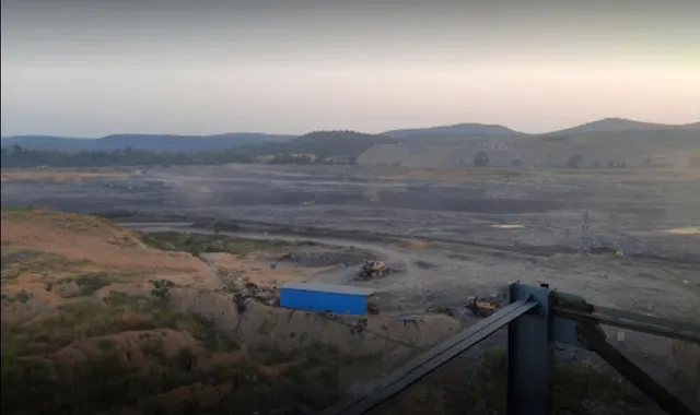 କୋଇଲା ଖଣିରେ ନିଶ୍ଚିହ୍ନ ହୋଇଗଲା ଡୁଲିଙ୍ଗା, ଲୀନହେବା ଅପେକ୍ଷାରେ ଆହୁରି ୧୨୫ ଗାଁ