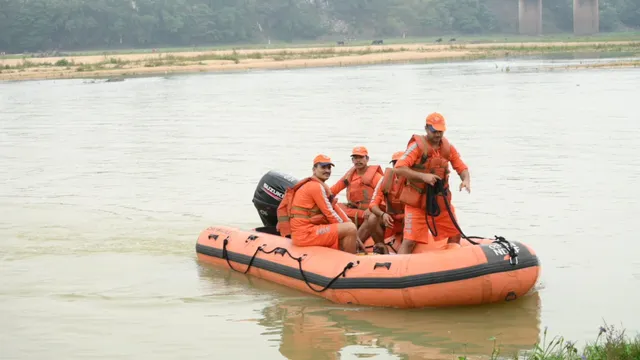 ରାଉରକେଲାରେ ଏନଡିଆରଏଫ ଟିମର ମକ ଡ୍ରିଲ