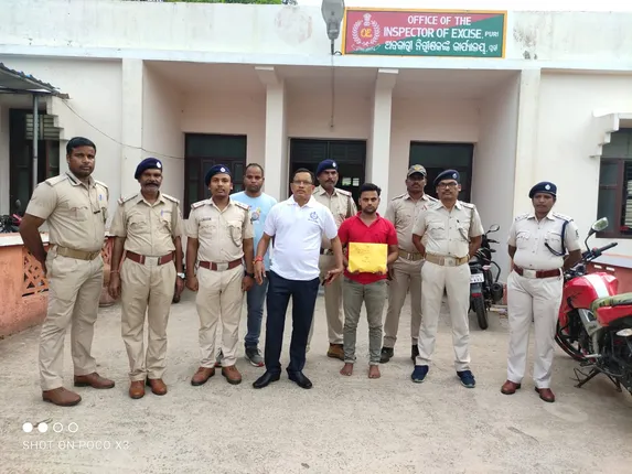 ଅବକାରୀ ବିଭାଗର ଚଢ଼ଉ: ୩୦ ଲକ୍ଷ ଟଙ୍କାର ବ୍ରାଉନ୍‌ସୂଗାର ଜବତ, ଜଣେ ଗିରଫ