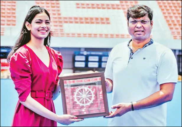 କଳିଙ୍ଗ ଷ୍ଟାଡିୟମ୍‌କୁ ମିଳିଲା ନୂଆ ଟର୍ଫ