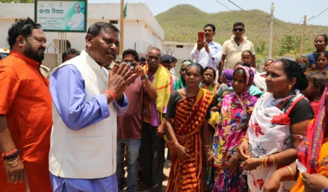 ଖୁବ୍‌ଶୀଘ୍ର ପ୍ରଧାନମନ୍ତ୍ରୀ ଆଦି ଆଦର୍ଶ ଗ୍ରାମ ଯୋଜନା : ଅର୍ଜୁନ ମୁଣ୍ଡା