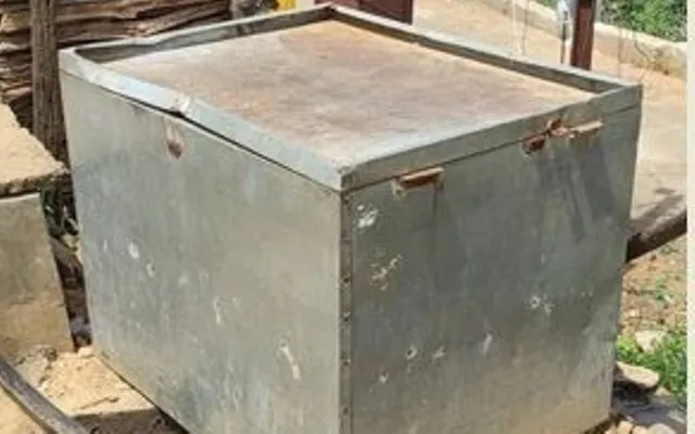 ବର୍ଷଟିଏ ପୁରିନି; କୋଟିଆରେ ଆନ୍ଧ୍ର ଏଜେଣ୍ଟ ଭାଙ୍ଗିଦେଲେ ସବଜି କୁଲର ଓ ପଲ୍ଲି ହାଉସ୍‌