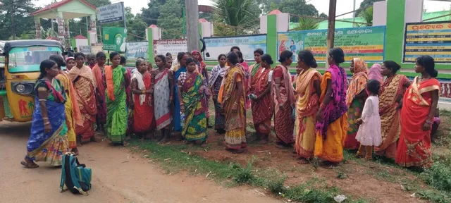 ଆର୍‌ଏସି-୧୩ରେ ଚିତ୍ରକୋଣ୍ଡା ପୁଲିସର ବର୍ବରତା: ରାତି ଅଧରେ  ଘରେ ପଶି ମହିଳାଙ୍କୁ ଆକ୍ରମଣ