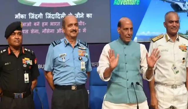 ଅଗ୍ନିପଥ ପ୍ରତିବାଦ ବେଳେ ୩ ସେନା ମୁଖ୍ୟଙ୍କ ସହ ରାଜନାଥ ସିଂହଙ୍କ ବୈଠକ