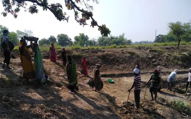 ମନରେଗାକୁ ମାରିଦେବେ; ଟଙ୍କା କମାଇଥିଲେ, ଏବେ କାମ କମିବ