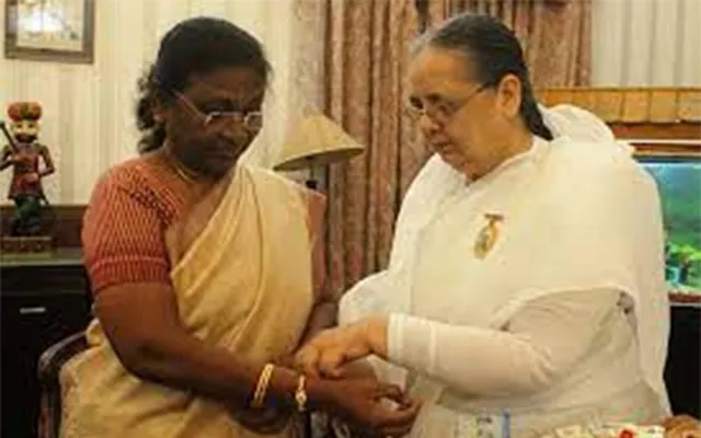 ନାରୀଶକ୍ତିର ଉପାସକ ‘ଦ୍ରୌପଦୀ, ଲୋକଙ୍କ ପାଇଁ ଝିଅ ଚିନ୍ତା ଭୁଲିଗଲେ