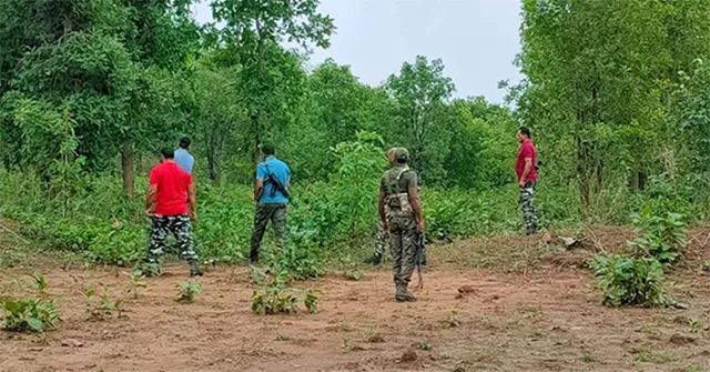 ନୂଆପଡ଼ାରେ ୩ ଯବାନଙ୍କ ସହିଦ ଘଟଣା: ମିଳିତ ଅପରେସନ ପାଇଁ ଯୋଜନା ପ୍ରସ୍ତୁତ