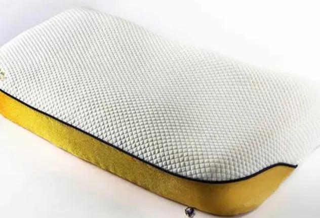 ତକିଆ ମୂଲ୍ୟ ୪୫ ଲକ୍ଷ ଟଙ୍କା: ସୁନା, ହୀରା ଖଚିତ