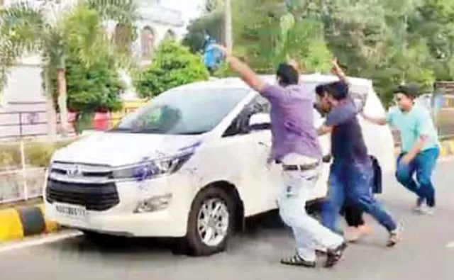 ବିଧାୟକ ଉମା ସାମନ୍ତରାୟଙ୍କ ଗାଡ଼ିକୁ କାଳିମାଡ଼