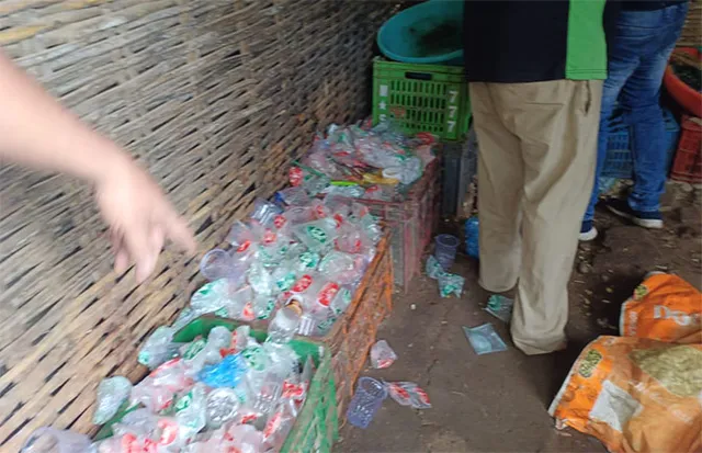 ପରିବା ବଜାରରେ ଚଢ଼ଉ: ପରିବା ଦୋକାନରେ ମଦ ବ୍ୟବସାୟ, ବ୍ୟାପକ ଦେଶୀ ମଦ ଜବତ