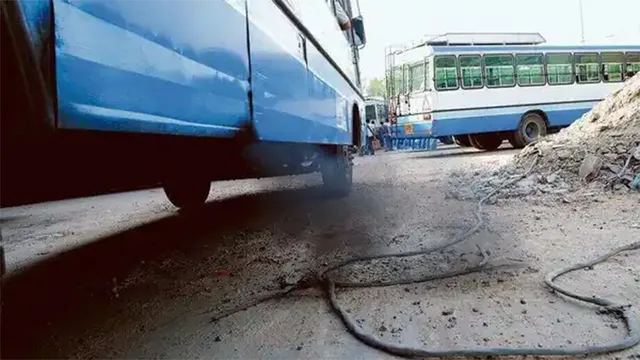 ରାଜ୍ୟଙ୍କୁ କହିଲା କେନ୍ଦ୍ର: ପୁରୁଣା ଡିଜେଲ ବସ୍ ହଟାଅ, ୩୨ ହଜାର ବସ୍ ୧୦ ବର୍ଷରୁ ଅଧିକ ପୁରୁଣା