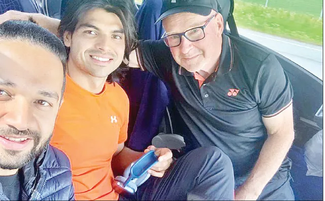 ଅନ୍ୟ ଖେଳାଳିଙ୍କ ପରି ଦେଖେଇ ହୁଏନି: ନୀରଜ