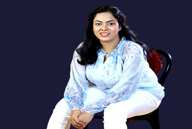 ଚେସ୍‌ବୋର୍ଡର  ରାଣୀ  ସାଇନା