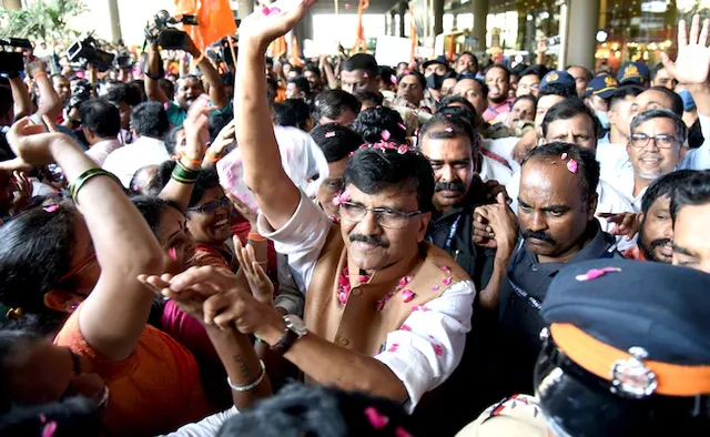 ୨୦ ବିଦ୍ରୋହୀ ବିଧାୟକ ଆମ ସହିତ ସମ୍ପର୍କ ରଖିଛନ୍ତି: ଶିବସେନା ନେତା ସଞ୍ଜୟ ରାଉତଙ୍କ ଦାବି