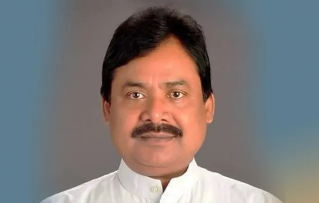 ଶରତଙ୍କ ପାଇଁ କଣ୍ଟା ଘାସିରାମ